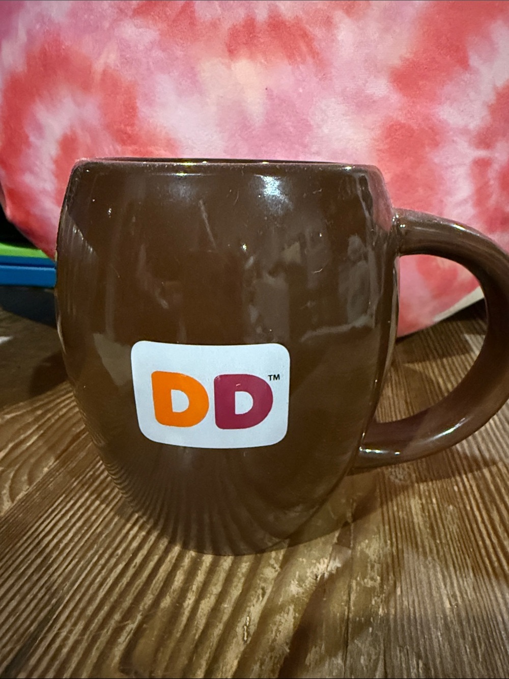 Dunkin' Donuts Brown Ceramic barrel Coffee Mug with DD Logo 2009